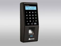 معرفی دستگاه حضور و غیاب و کنترل تردد