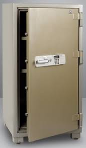 قیمت خرید گاو صندوق اسلحه